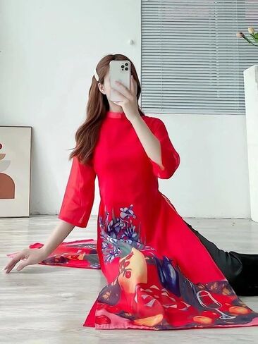 مجموعة CuteSass Red Ngu Qua Chiffon Ao Dai | الفيتنامية الحديثة المعدة مسبقًا آو داي| آو داي مع السراويل| السنة القمرية الجديدة in Kuwait