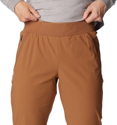 Columbia Women's Leslie Falls Pant in Saudi Arabia