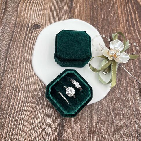 صندوق خاتم Beatilog لحفلات الزفاف - مثمن 3 فتحات حامل خاتم مخملي ممتاز مصنوع يدويًا من ثلاث حلقات حامل مجوهرات منظم للاقتراح، والخطوبة، وعيد الميلاد، والتصوير الفوتوغرافي (الزمرد) in Kuwait