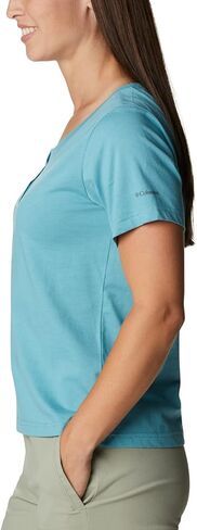 Columbia Women's Saphire Point Henley in Saudi Arabia