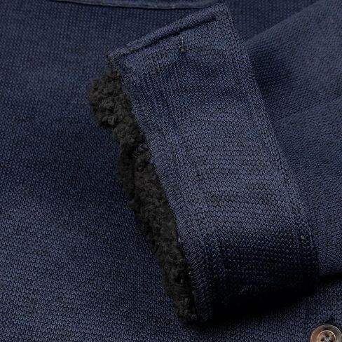 سترة نسائية من الصوف مبطنة بصوف الشيربا مع جيوب يدوية وأزرار سفلية وأكمام طويلة in Kuwait