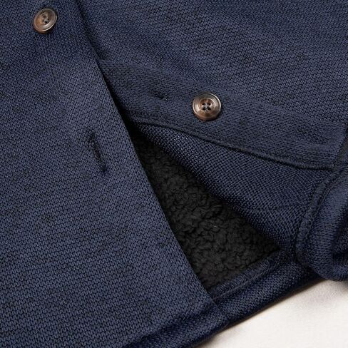 سترة نسائية من الصوف مبطنة بصوف الشيربا مع جيوب يدوية وأزرار سفلية وأكمام طويلة in Kuwait