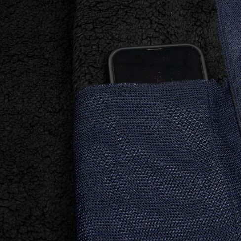 سترة نسائية من الصوف مبطنة بصوف الشيربا مع جيوب يدوية وأزرار سفلية وأكمام طويلة in Kuwait