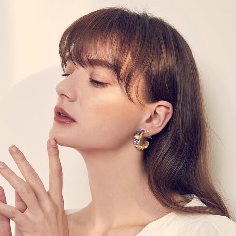 أقراط دائرية ملونة للنساء، أقراط حلقية مكعبة من الزركونيا الكريستالية لا تسبب الحساسية in Kuwait