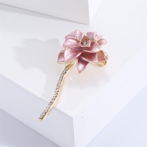 دبوس بروش مطلي بالمينا على شكل زهرة اللوتس الزهرية مرصع بحجر الراين للنساء والاكسسوارات والملابس وحفلات الزفاف وهدايا المجوهرات اليومية للبنات والنساء والام، مصنوع من خليط معدني من الستيل بدون احجار in Kuwait