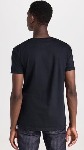 تي شيرت جيب للرجال من Naked & Famous in Kuwait