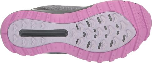 حذاء رياضي نسائي من Saucony Aura Tr in Saudi Arabia