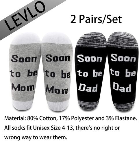 LEVLO New Mom New Dad Gifts Mom Dad 2022 Socks Gifts for New Parents To Be Socks Expectant Parents Mom and Dad Gift in Kuwait