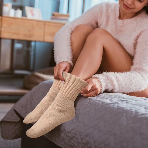 Hoosige 10 Pairs Vintage Winter Boots Socks for Women Wool Socks Thick Warm Crew Socks Hiking US Size 5-9 Soft Cozy Athletic Knit Thermal Socks for Hiking Sports Gifts in Kuwait