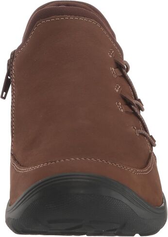 حذاء الكاحل Fiana Bay للسيدات من مجموعة Clarks in Kuwait