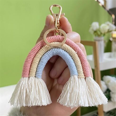 سلسلة مفاتيح Ergugos Boho قوس قزح على شكل شرابة حلقة مفاتيح لطيفة على شكل سلسلة مكرامية منسوجة ملونة ساحرة للنساء والفتيات وحامل مفاتيح السيارة وإكسسوارات المحفظة، متعددة الألوان in Kuwait