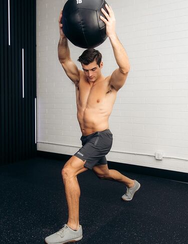 شورت التدريب الأساسي للرجال من 4KOR Fitness مصمم لرفع الأثقال والجري والتمارين الرياضية - مع جيوب in Kuwait