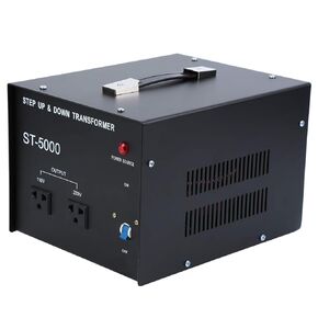 Iglobalbuy 5000W محول الجهد الكهربي لأعلى / لأسفل 5000 وات مع 2 منافذ قياسية أمريكية، محول عالي التحمل 220 فولت إلى 110 فولت محول تصاعدي للأسفل مع حماية قاطع الدائرة in Kuwait