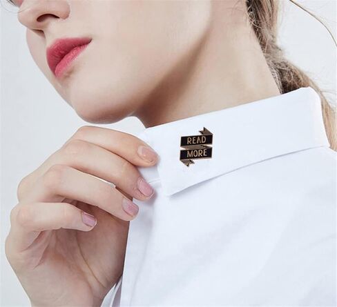 دبوس بروش مطلي بالمينا لمحبي الكتب وشنطة الظهر والقبعات والياقة للنساء والرجال، اكسسوارات مجوهرات عصرية، معدن، بدون احجار كريمة in Kuwait