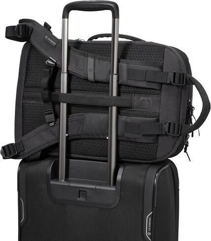 حقيبة ظهر للكمبيوتر المحمول Victorinox Touring 2.0 مقاس 15 بوصة باللون الرمادي الفاتح in Saudi Arabia