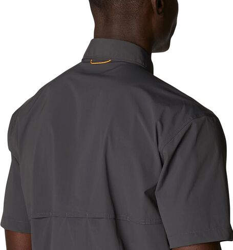 Columbia Men's Tech Trail Woven Short Sleeve in Saudi Arabia
