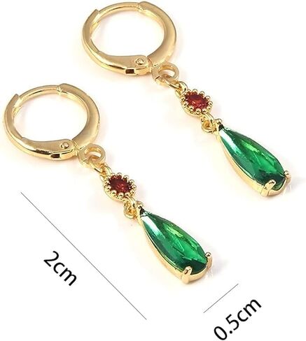 مجموعة أقراط وقلادة من Howls Green Water في مجوهرات Howls Moving Castle - الرسوم المتحركة اليابانية المفضلة المستخدمة كإكسسوارات تنكرية أو هدايا مجوهرات للحفلات التنكرية والنساء والرجال ومحبي الرسوم المتحركة. in Kuwait