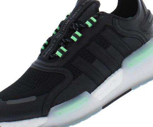 حذاء اديداس NMD_V3 للأطفال in Kuwait