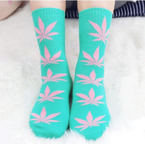 جوارب DAZCOS للجنسين من أوراق القيقب متعددة الألوان، زوجين لعيد الهالوين وعيد الشكر وعيد الميلاد in Kuwait