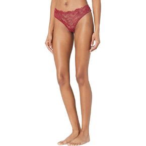 Journelle المرأة ناتاليا أوفيرت in Kuwait