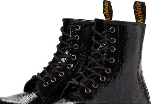 Martens للنساء 1460 حذاء برمائي حاصل على براءة اختراع in Saudi Arabia