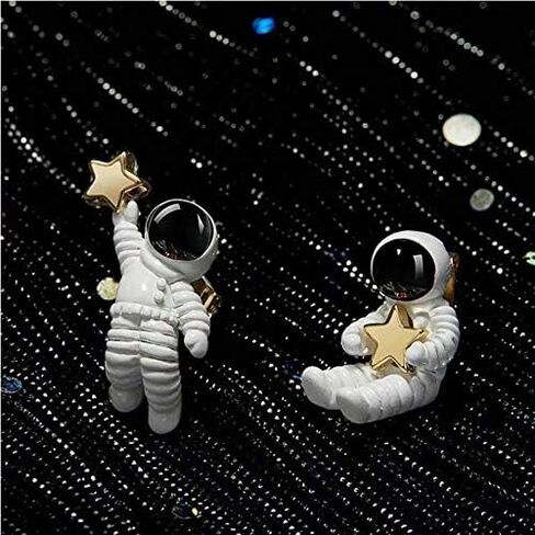 18 كيلو ذهب مطلي 3D رواد الفضاء الأبيض غير النظامية رجل الفضاء الذهب ستار سحر بوست أقراط in Kuwait