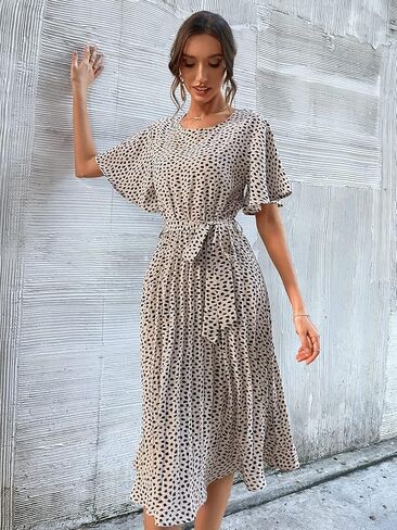 فستان MakeMeChic النسائي ذو الأكمام القصيرة والمطبوع بالكامل مع حزام in Kuwait