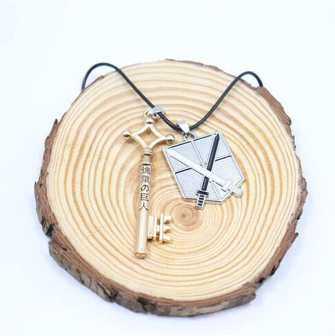 مجموعة من 4 قطع من سلاسل مفاتيح انيمي اتاك ارين جايجر بتصميم اجنحة الحرية / شفرة الحملة الصليبية/حراسة الورود/دلايات يونيكورن لإنفاذ القانون مطلية بالذهب والفضة شينجيكي نو كيوجين تيتان كوسبلاي in Kuwait