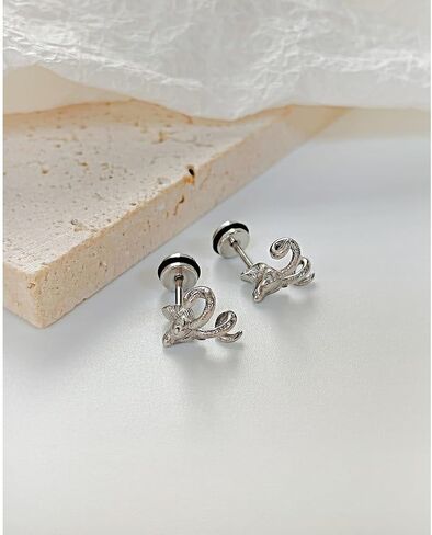 Goat Head Earrings for Men, Hip Hop Goat Horn Stud Earrings Hypoallergenic, Norse Viking Sheep Head Earrings, Stainless Steel Punk Rock Deer Head Earrings, Vintage Animal Goat Earrings Jewelry Gift for Men Boys in Saudi Arabia