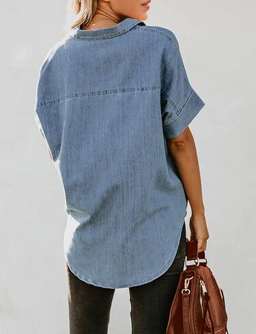 بلوزة نسائية كاجوال من LookbookStore من قماش الدنيم بأزرار سفلية ورقبة على شكل حرف V وأكمام قصيرة in Kuwait