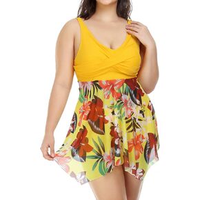 CUPSHE Women Plus Size Bathing Suit Two Piece Tankini Swimsuits V Neck Adjustable Strap Swim Dress with Boyshorts in Saudi Arabia