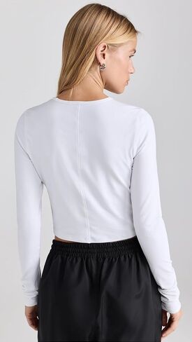 تي شيرت نسائي قصير الأكمام من Girlfriend Collective بأكمام طويلة in Kuwait