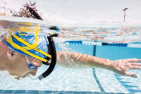 FINIS Stability Swimmer’s Snorkel - Bracketless - Center-Mount Swim Training Snorkel - Adjustable Fit - Silicone Mouthpiece in Saudi Arabia