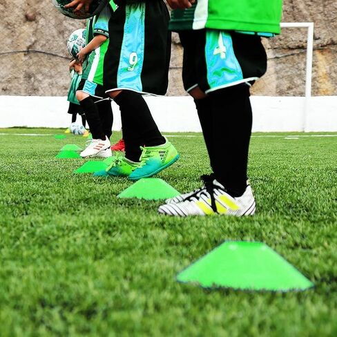 Pro Speed & Agility Training Set—Includes 12 Rung 20ft Adjustable Agility Ladder with Carrying Bag, 12 Disc Cones, 4 Steel Stakes, 1 Resistance Parachute, Use Equipment to Improve Footwork Any Sport in Kuwait