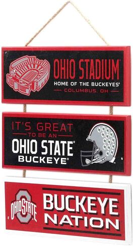 ديكور حائط خشبي مرتبط بجامعة ولاية أوهايو - علامة استاد كرة القدم Buckeyes العتيقة لكهف الرجل أو غرفة النوم in Kuwait