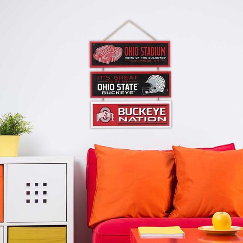 ديكور حائط خشبي مرتبط بجامعة ولاية أوهايو - علامة استاد كرة القدم Buckeyes العتيقة لكهف الرجل أو غرفة النوم in Kuwait