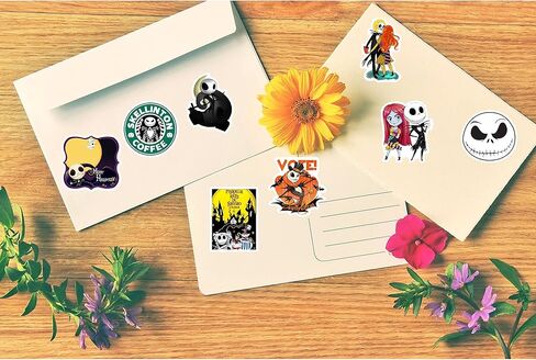 ملصقات نايتمير بيفور كريسماس من 50 قطعة، ملصقات فينيل لطيفة مقاومة للماء للابتوب وزجاجات المياه والنوت بوك ولوح التزلج والجيتار in Kuwait