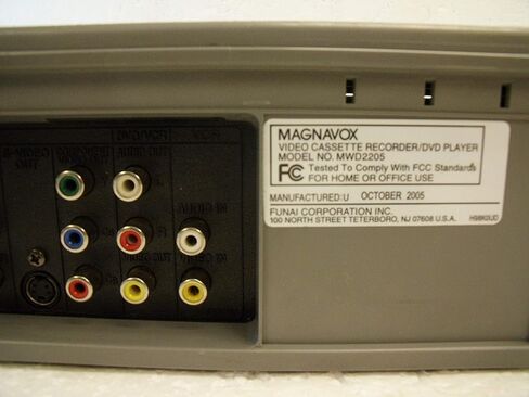 مشغل مجموعة Magnavox MWD2205 DVD/VCR (متجدد) in Saudi Arabia