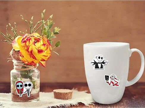 ملصقات نايتمير بيفور كريسماس 50 قطعة، ملصقات لطيفة من الفينيل مقاومة للماء للابتوب وزجاجات المياه والجيتار ولوح التزلج للمراهقين in Kuwait