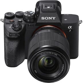 كاميرا Sony Alpha 7 IV ذات الإطار الكامل وعدسة قابلة للتبديل بدون مرآة مع مجموعة عدسات تكبير 28-70 مم (متجددة) in Saudi Arabia
