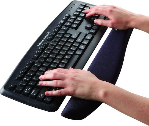 مسند المعصم Fellowes PlushTouch مع تقنية FoamFusion، أسود (9252101) in Kuwait