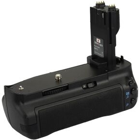 DSTE BG-E7 Battery Grip Compatible with EOS 7D SLR Digital Camera as LP-E6 Battery in Kuwait