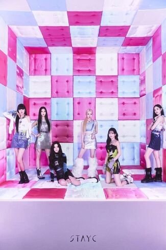stayc Young-LUV.COM 2nd Mini Album Jewel Case Version CD+16p Random PhotoBook+1p PhotoCard+Tracking Kpop Sealed in Saudi Arabia