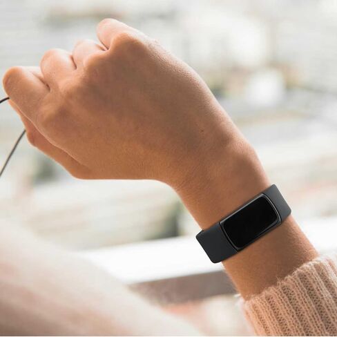 سوار Meliya متوافق مع Fitbit Charge 6 Bands/Fitbit Charge 5 Bands للنساء والرجال، حزام معصم بديل من السيليكون الناعم قابل للتعديل ومقاوم للماء من أجل Fitbit Charge 6/Charge 5 لتتبع اللياقة البدنية in Kuwait