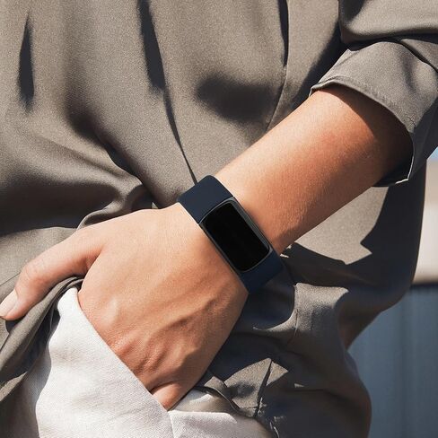 سوار Meliya متوافق مع Fitbit Charge 6 Bands/Fitbit Charge 5 Bands للنساء والرجال، حزام معصم بديل من السيليكون الناعم قابل للتعديل ومقاوم للماء من أجل Fitbit Charge 6/Charge 5 لتتبع اللياقة البدنية in Kuwait