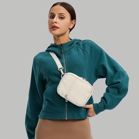 حقيبة كروس بودي من Uselike للنساء للسفر، حقيبة ظهر فاني متعددة الأوضاع مع شريطين قابلين للتعديل 1.5 لتر (كاكي فاتح) in Kuwait