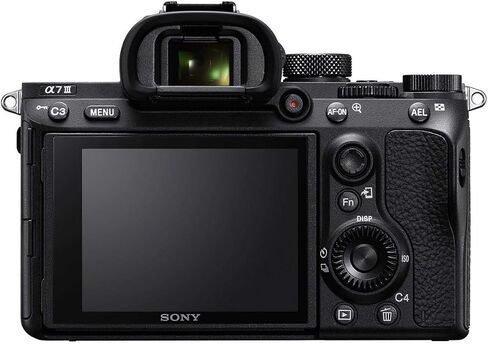 كاميرا Sony Alpha a7III رقمية كاملة الإطار بدقة 4K UHD بدون مرآة مع مجموعة عدسات مقاس 28-70 مم مع حقيبة كاميرا + بطارية إضافية + مجموعة مرشح + مجموعة برامج Mac + بطاقة SD سعة 32 جيجابايت + حافظة بطاقة SD + مجموعة تنظيف in Kuwait