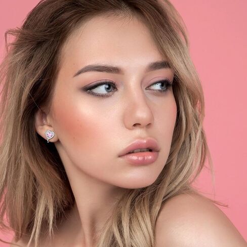 LOYALLOOK 15 زوجًا لطيفًا على القرط للفتيات والنساء زهرة القط اللؤلؤ تشيكوسلوفاكيا فراشة أقراط مشبكية أقراط متعددة الألوان غير مثقوبة in Saudi Arabia