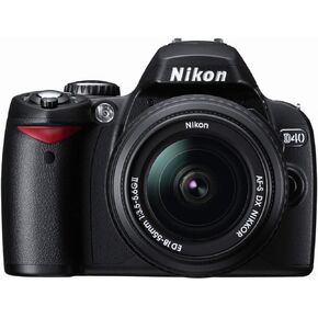 طقم كاميرا Nikon D40 6.1MP رقمية SLR مع عدسة 18-55 مم f/3.5-5.6G ED II Auto Focus-S DX Zoom-Nikkor (متجددة) in Kuwait