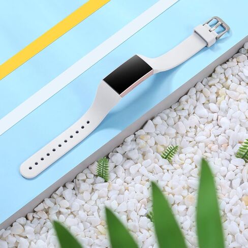 GEAK Compatible with Fitbit Charge 3 Bands for Women Men, Slim Soft Silicone for Fitbit charge 3 Bands/Charge 3 SE/Charge 4 Smart Watch Band, Small Black in Kuwait